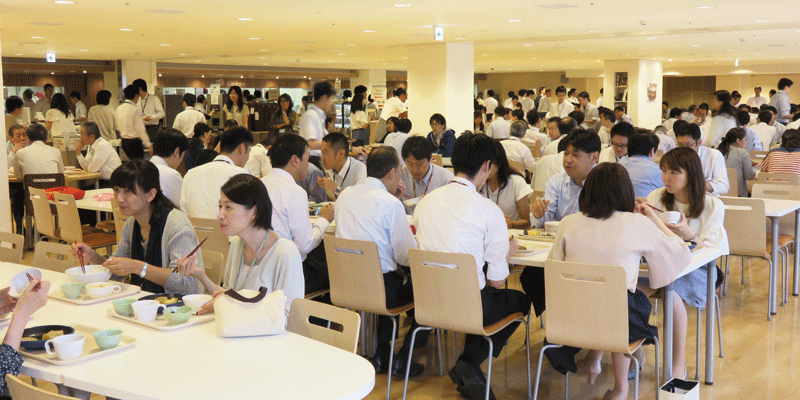 森永乳業本社の社員食堂