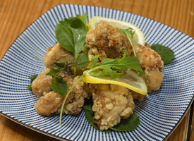 ミルクでマリネした鶏もも肉の唐揚げ