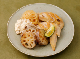 手羽先とれんこんの旨つゆ煮